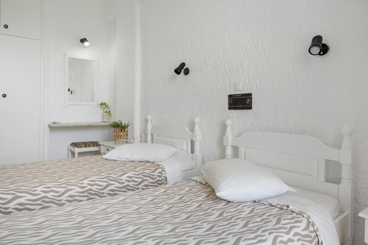 Hôtel Alexandros B à Nikiana Extérieur photo