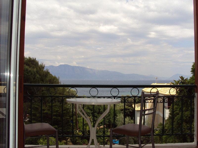 Hôtel Alexandros B à Nikiana Extérieur photo